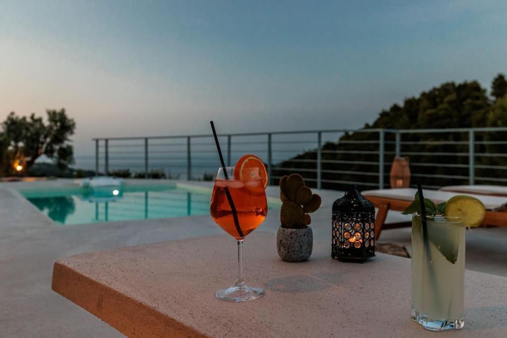 Villa Koukounaria Скопелос Экстерьер фото